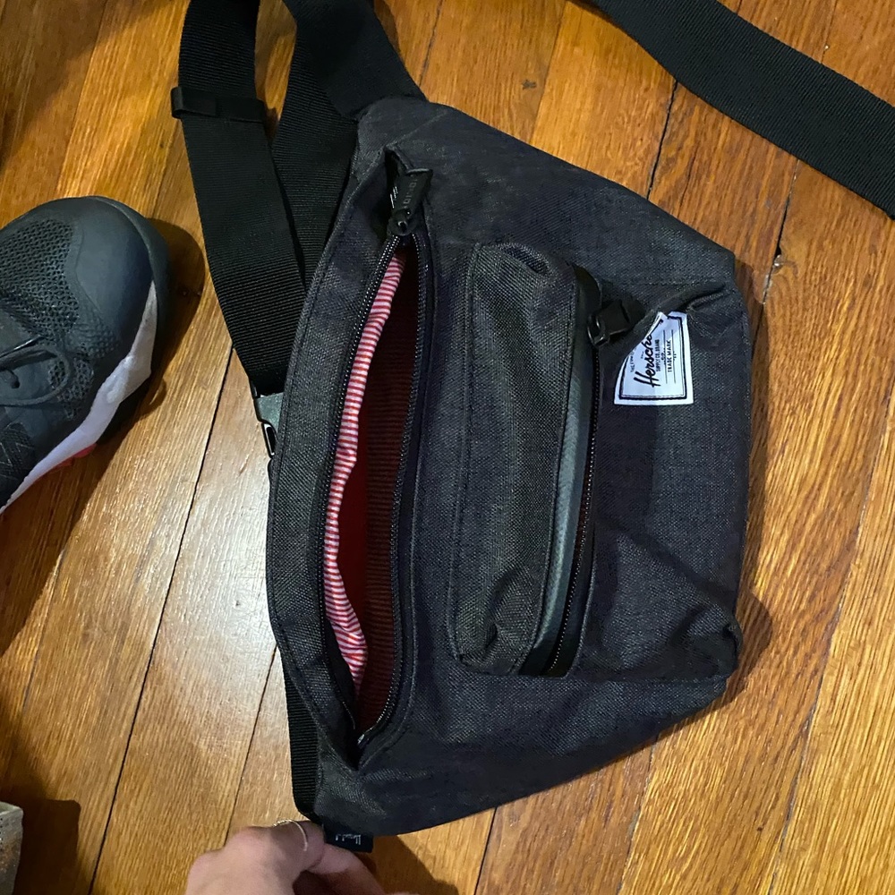 hershel fanny pack!